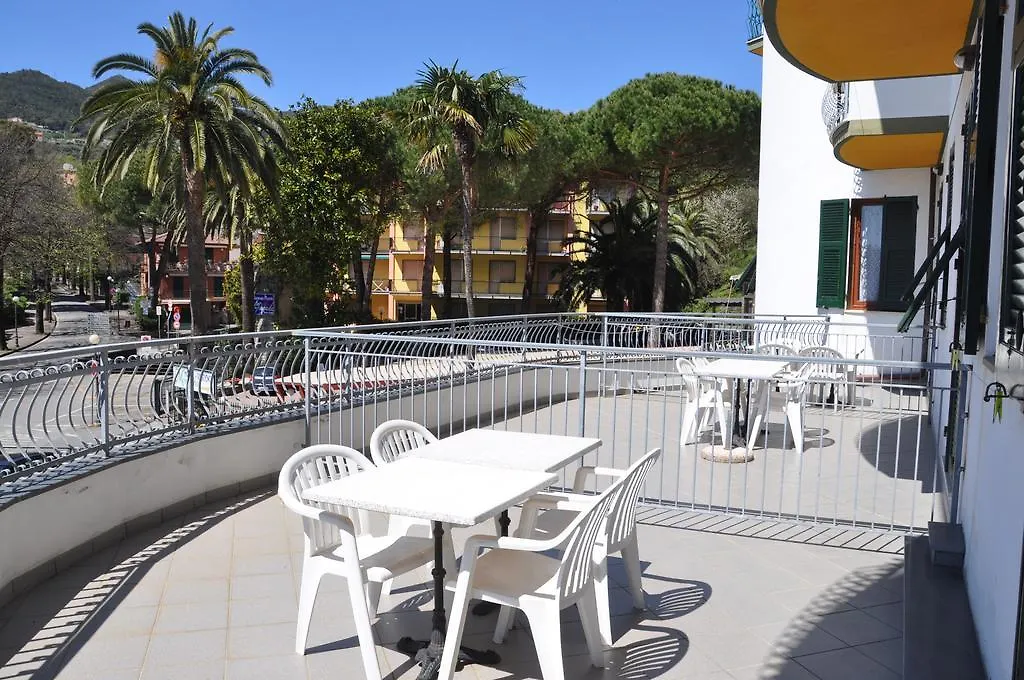 Hotel Residence Moneglia Aparthotel