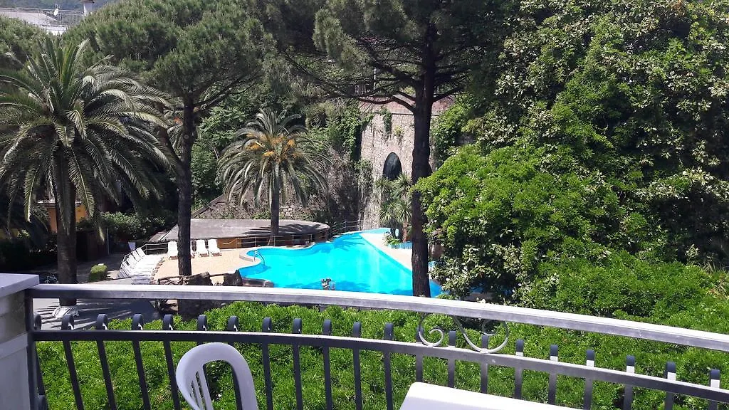 Hotel Residence Moneglia 2*,  Italië